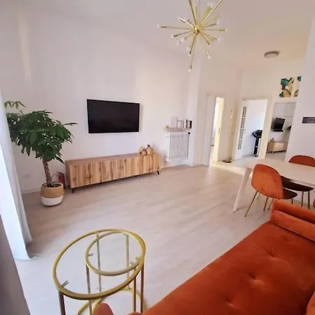 Brixia-maison, Three-room Brescia